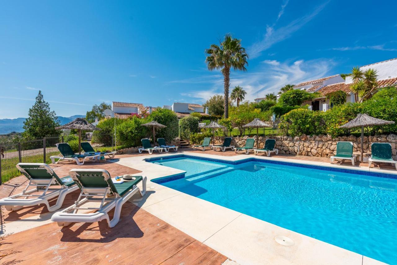 Cantueso Holiday Park Periana Exterior foto
